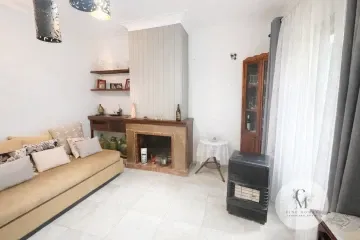 Authentic Mallorcan house with patio, terrace and private garage - Four bedrooms and great renovation potential in the center of Pollença — photo 3