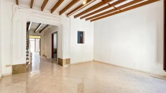 Terraced house in Llucmajor (Llucmajor Pueblo) — photo 1