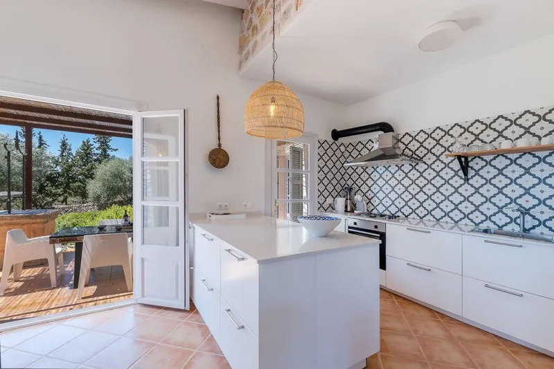 Lovely Finca with Holiday Licence, Saltwater Pool, Well and Stunning Views — photo 8
