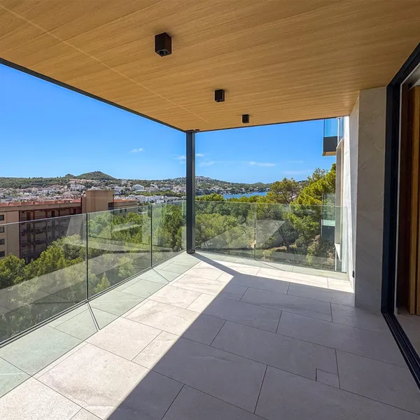 Apartment with unobstructed views in Calvià — photo 1