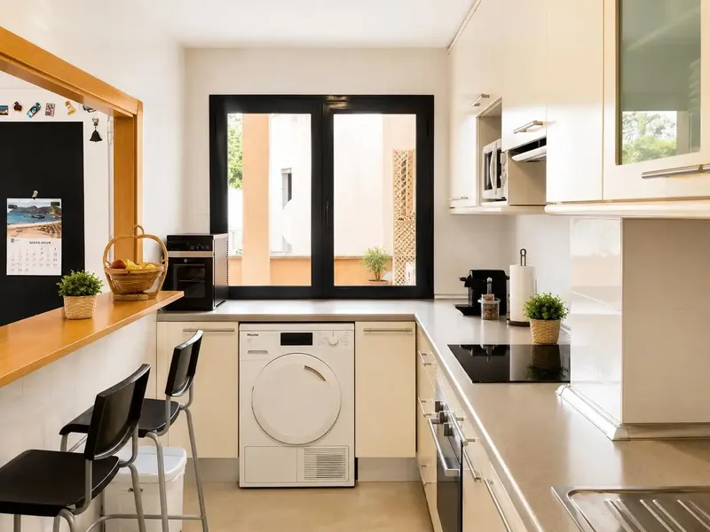 Apartment in Andratx in an exclusive private urbanization, an ideal opportunity for those seeking comfort, spaciousness and quality of life in a — photo 1