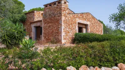 Rustic finca on Calle Es Molí — photo 5
