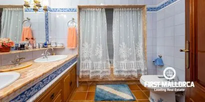 Real estate picture 0 Ref. No. 81061 — photo 10