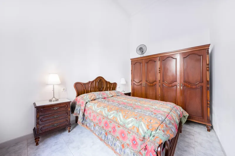 House in San Lorenzo — photo 9