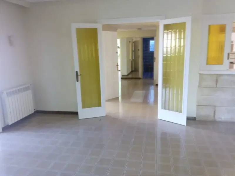 EN LA TRANQUILA URBANIZACIÓN DE PALMANYOLA , A 7 KM DE PALMA OFREZCO EN ALQUILER UN CHALET SIN MUEBLES DE UNA SOLA PLANTA ,EDIFICADO EN UN S — photo 2