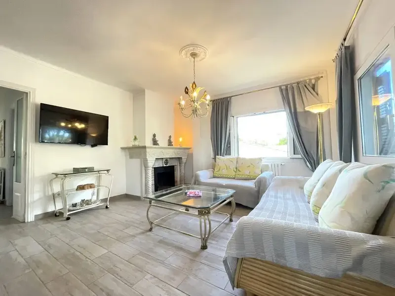 Villa of 200 square meters built in the quiet area of Son Bauló a short distance from the beach. Located in a very quiet area — photo 4