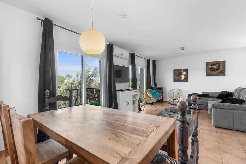 Attractive villa with holiday rental license, pool and green views near the beach — photo 6