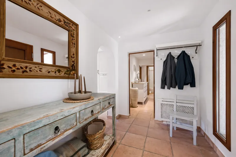 Magnificent villa with guest apartment in a privileged location in Nova Santa Ponsa Mas — photo 6