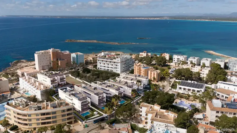 Design apartment on the ground floor in a design block in the south of Mallorca, in the beautiful area — photo 6
