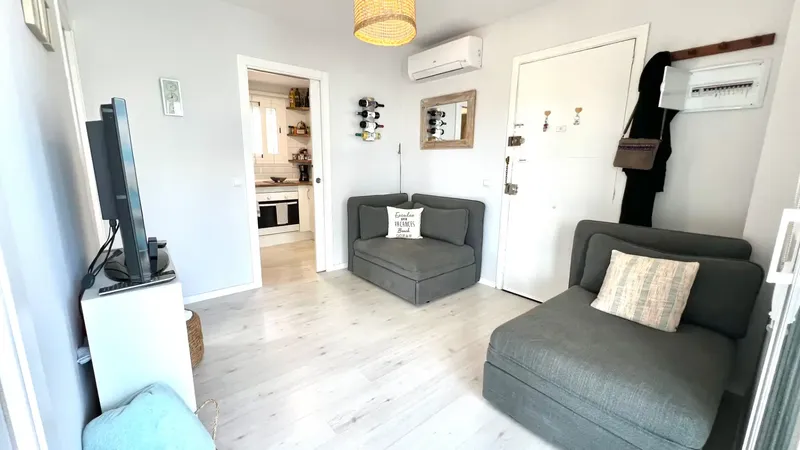 Apartment in Palmanova renovated with sea views — photo 2