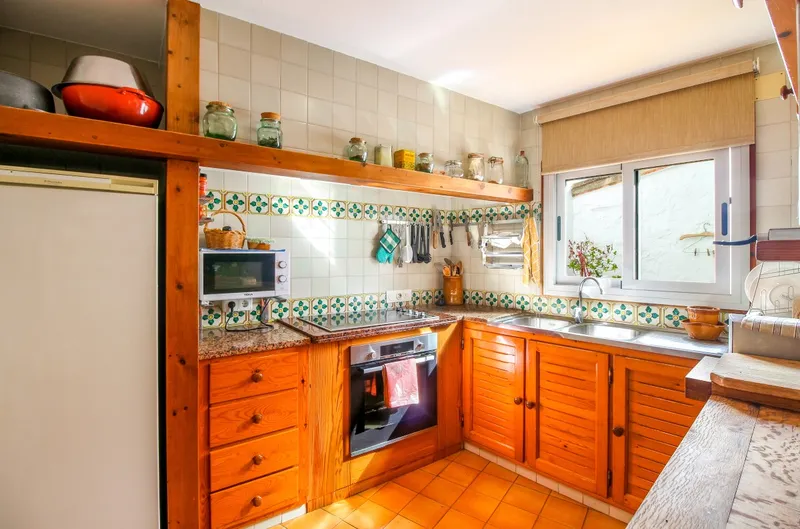 Six bedroom townhouse for sale in Pollensa old town — photo 7
