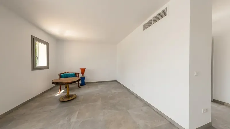 A villa with no rival in this form in Mallorca. After a complete renovation, the property in Portopetro presents itself as a modern new build — photo 3
