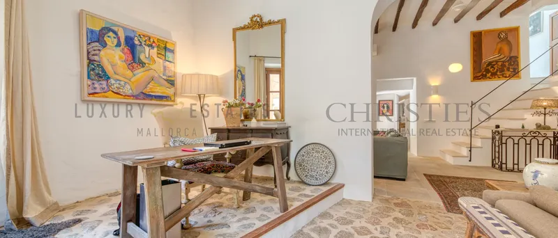 Charming renovated townhouse in Fornalutx with garden and mountain views — photo 4