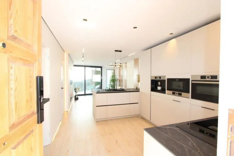 Apartment Sea Front Santa Ponsa for Sale — photo 1