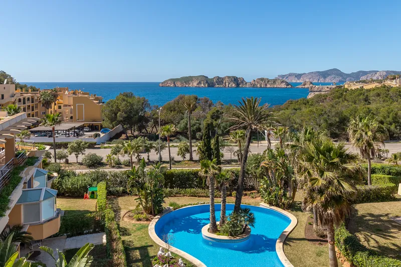 Penthouse in Santa Ponsa - Private pool on the large rooftop terrace — photo 2