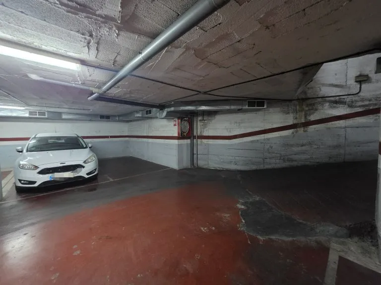Parking in Son Armadams — photo 5