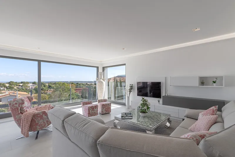 Villa in Santa Ponsa - Modern property with two pools — photo 5
