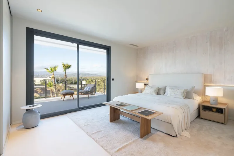 Luxurious Modern Villa in Son Gual — photo 8