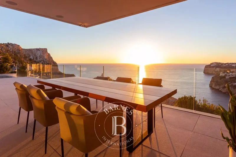 Luxury Villa with Private Pool and Panoramic Sea Views in Port d'Andratx — photo 2