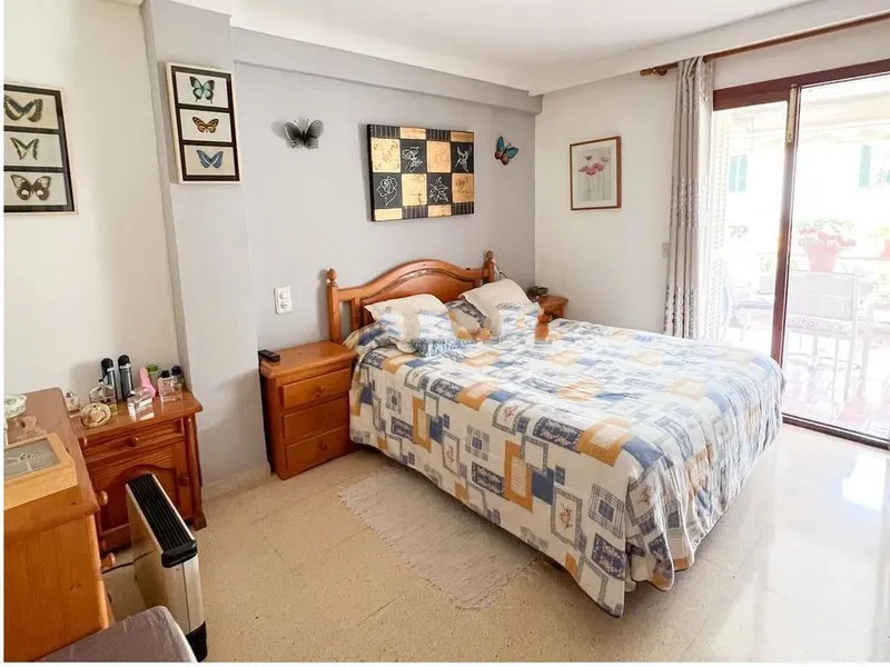 SOLD Spacious Apartment with Partial Sea Views and Exceptional Potential Steps From Pine Walk, Puerto Pollensa — photo 10