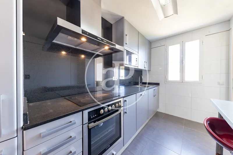 Exclusive Penthouse for Sale in Llevant — photo 9