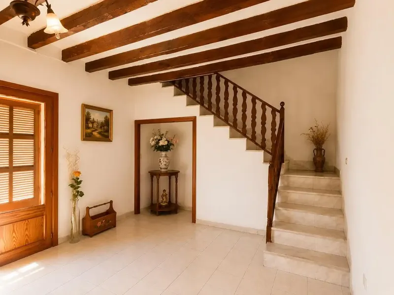 Located in a quiet environment surrounded by nature, this charming two-story house offers a magnificent opportunity to create — photo 7