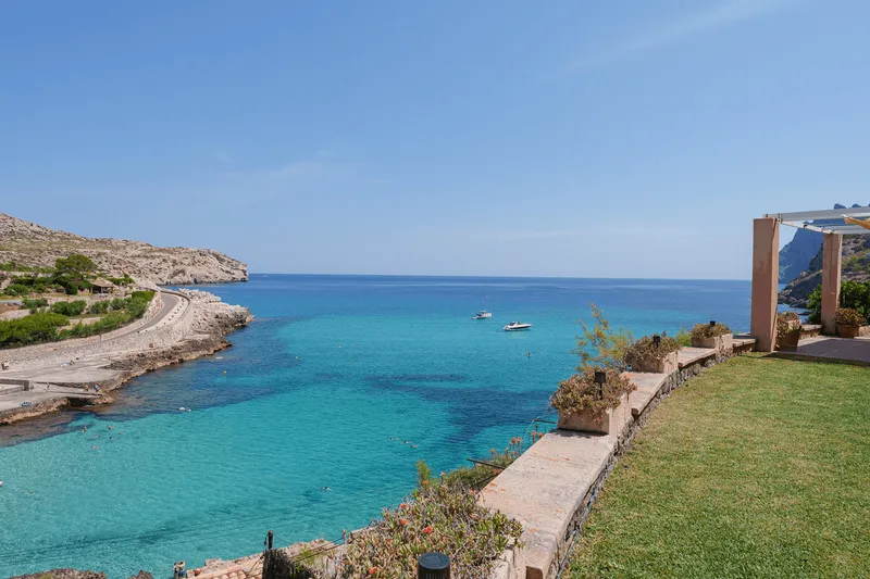 Villa by the sea in Cala Sant Vicenç - A paradise on the north coast of Mallorca — photo 7
