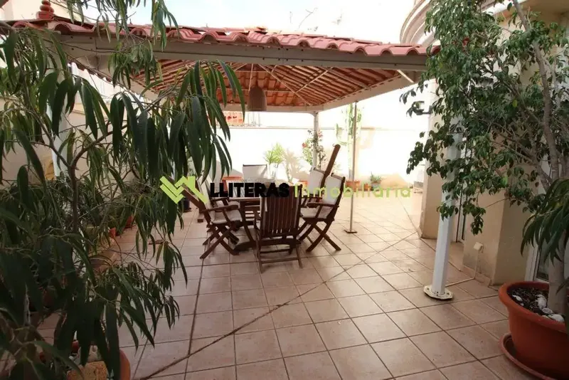 Spectacular semi-detached chalet located in one of the best areas of Inca, such as Son Amonda, known for its tranquility and family-friendly atmosphere — photo 1