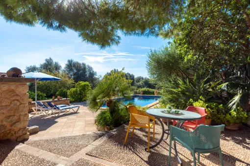 Arta, traditional Mallorcan finca in the village of Arta with pool, picturesque garden and ample privacy - for rent from November to June — photo 6