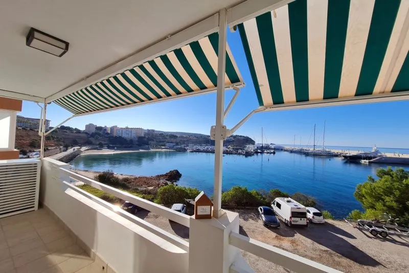 23010V - Apartamento con Magnífica vista al Port Adriano — photo 1