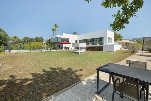 Designer mountain view villa for sale in Bunyola, West Mallorca — photo 2
