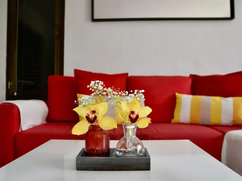 Located in the quiet area of Es Pinaret in Puerto Pollensa, this apartment for sale offers a cozy and functional space. Fully — photo 4