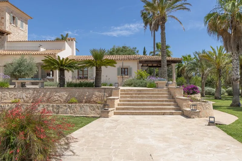 Spectacular newly renovated Finca located on a quiet plot near C`as Concos — photo 12