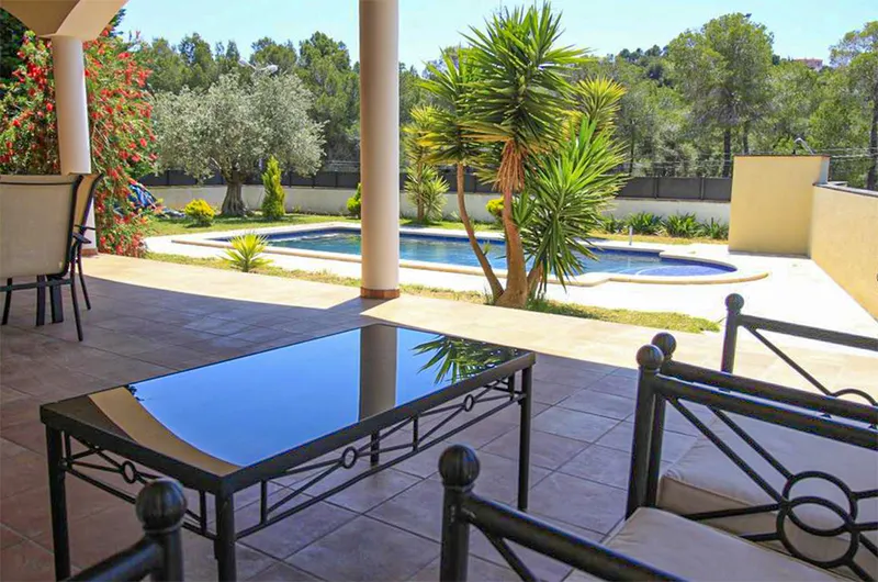 Wonderful villa with garden and pool in Costa de la Calma Mas — photo 9
