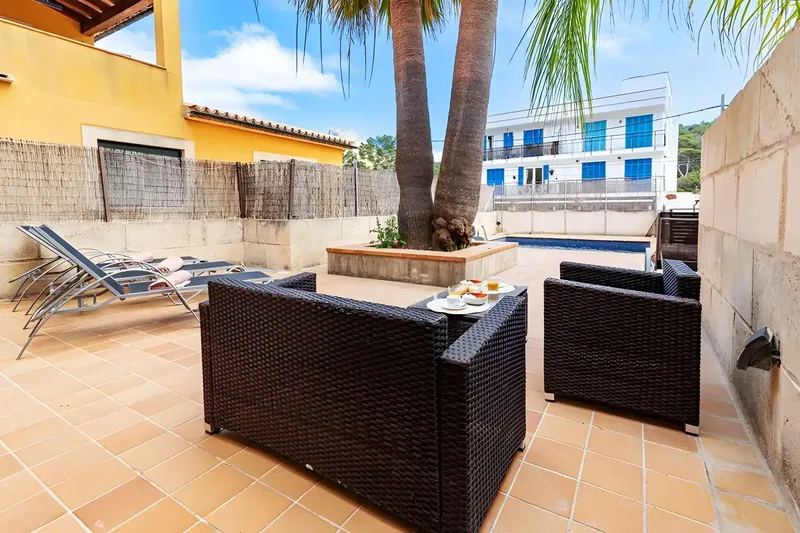 Well-kept terraced house with private pool in a quiet residential area of Cala Sant Vicenç — photo 6