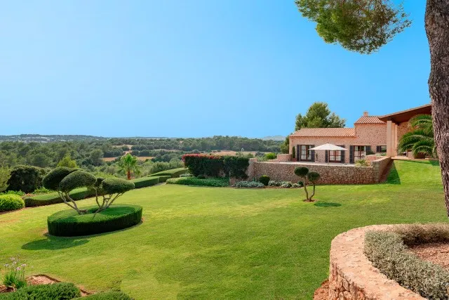 Luxury finca with immaculate gardens for sale near Artà, Mallorca — photo 6
