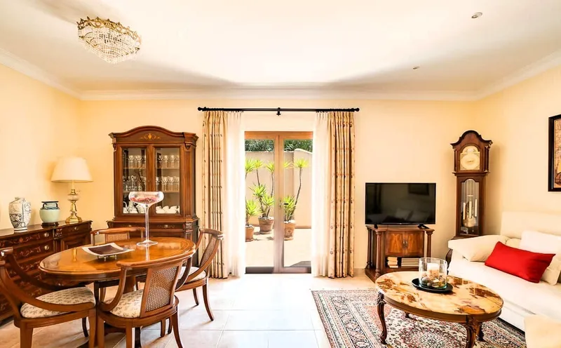 Property No. 1399 - Details — photo 3