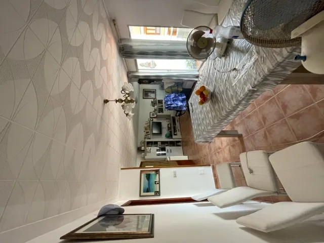 Very bright apartment + storage room + terrace + balcony, unique location — photo 4