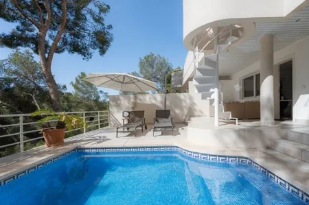 3-bedroom duplex apartment in Bendinat with private pool — photo 1
