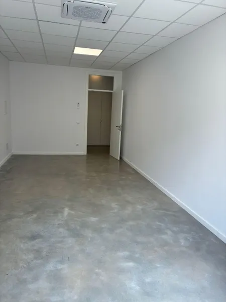 Office to rent for long term in Sóller — photo 3
