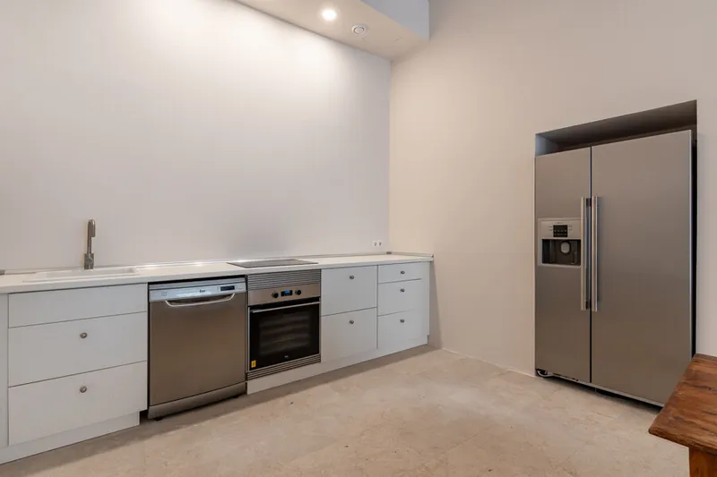 Stylish Two-Bedroom Loft in a Beautifully Refurbished Building in the Calatrava District of Palma's Old Town — photo 4