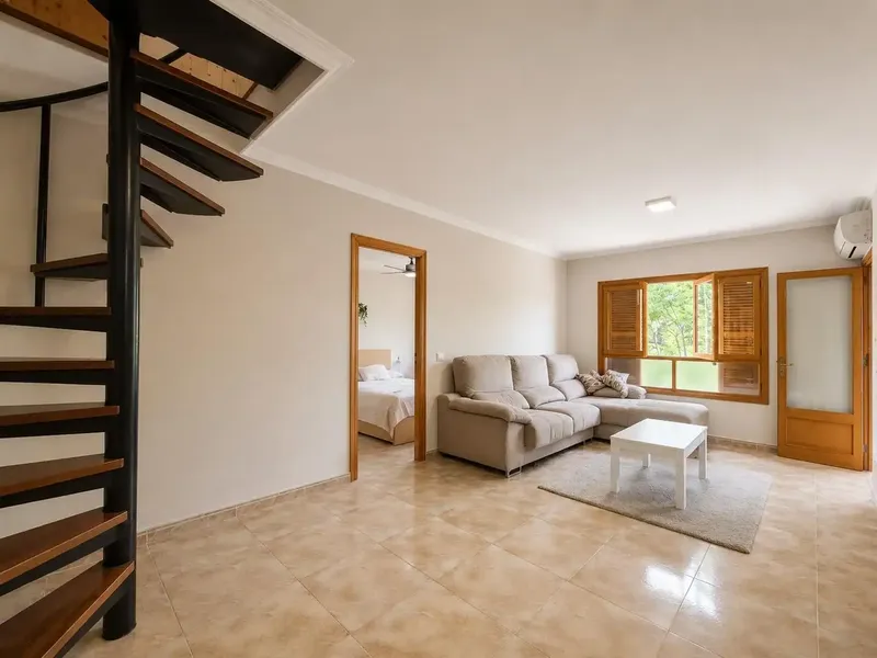 Spacious and bright 110 m² apartment with parking space, terrace and an attractive rooftop loft — photo 4