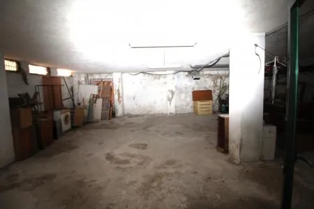 Garage - Llucmajor (S'Arenal), Built Surface 236m², 200m Distance to the Sea — photo 9