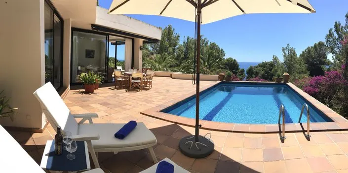 Villa with rental license — photo 8