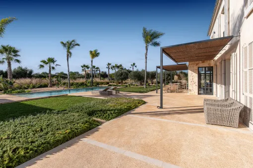 Portocolom, Mediterranean new-build finca with high-quality fittings and large pool near Portocolom — photo 6