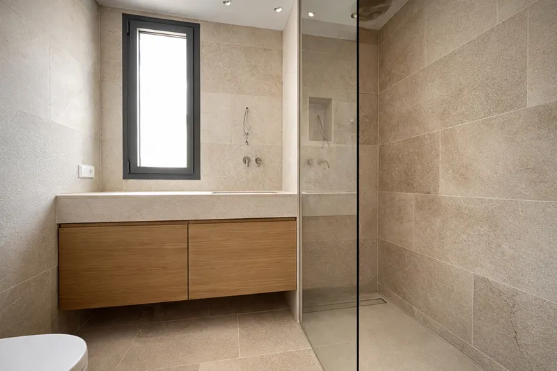 New contemporary duplex penthouse with private terrace, pool and sea views in Palma — photo 12