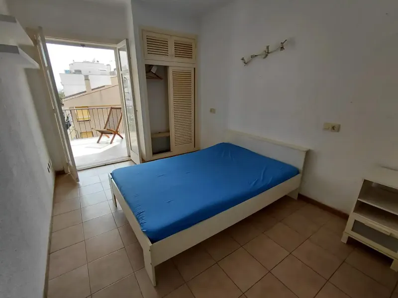 Nice apartment with terrace in Palma, Can Pastilla area, very close to the airport. Living room, 1 bedroom, 1 bathroom, terrace. Fully furnished — photo 5