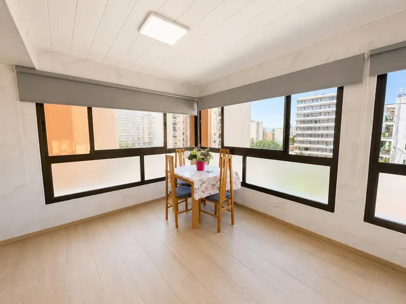 We present this magnificent opportunity, a home located in one of the most sought-after areas of El Arenal de Llucmajor, just 100 meters from the sea — photo 1