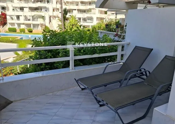 Flat / apartment in Calle de les Sirenes, Cala Vinyes, Calvià — photo 1