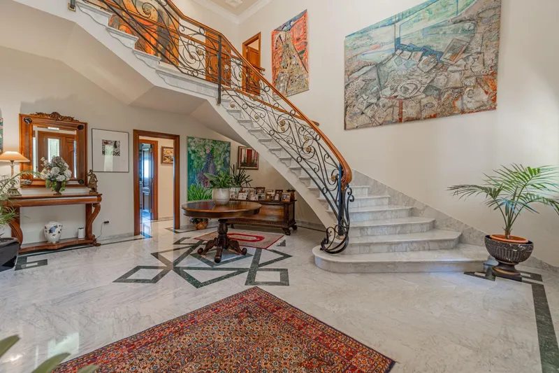 Villa with sea view — photo 9